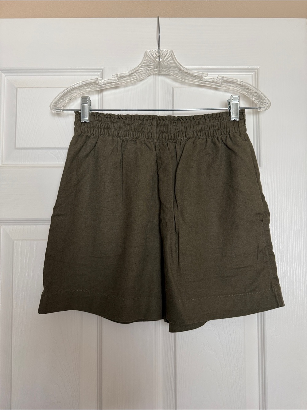 H&M Dark Olive Linen Blend Shorts XS